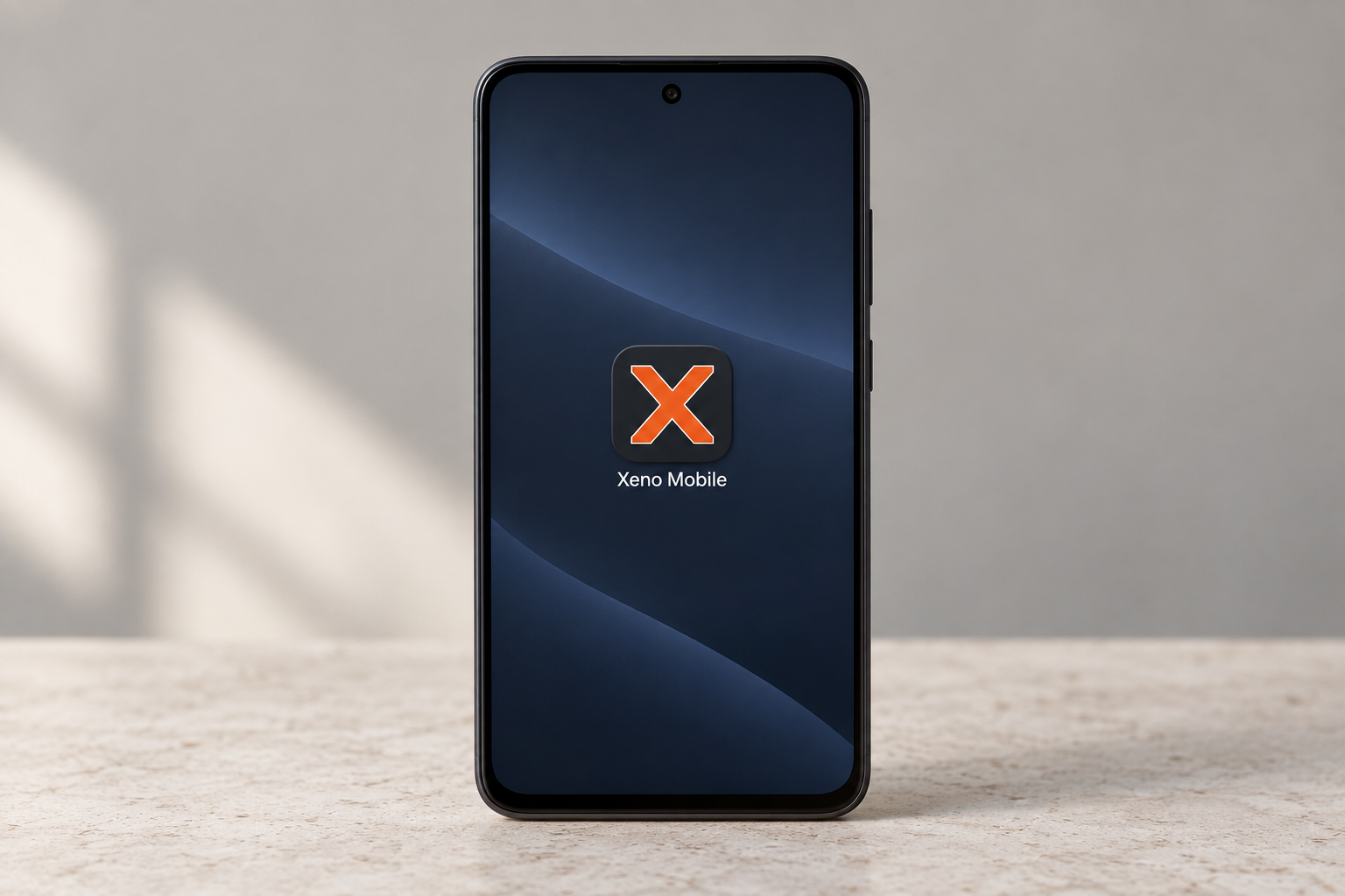 Móvil con el icono de Xeno Mobile en su pantalla